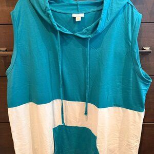LuLaRoe ' Brittany' Sleeveless Hoodie 3X